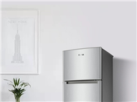 奥马118升冰箱出售，单身或小家庭**，8月末可提，有需要的电联13687992322